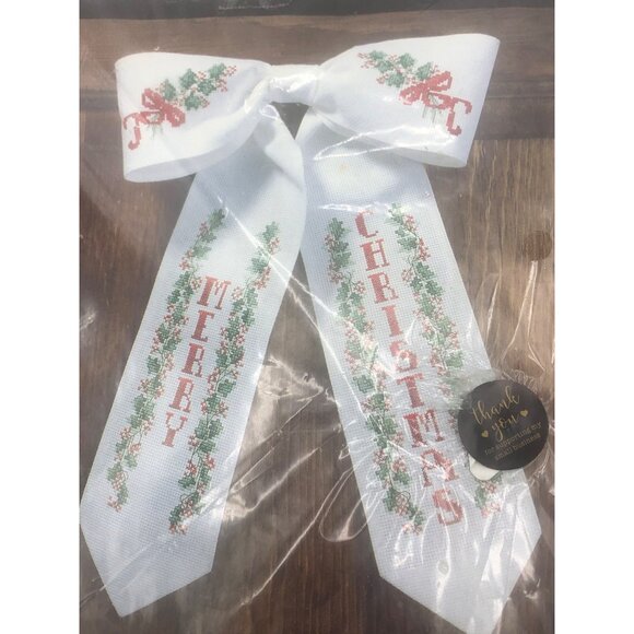 Bucilla Counted Cross Stitch Christmas Bow Kit Deck The Walls Holiday #83652 VTG - Picture 1 of 5